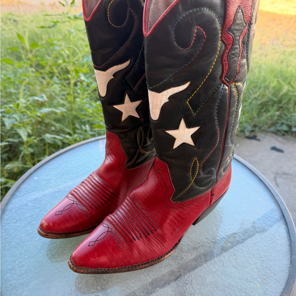 Nine West Red and Black Star Western Heeled Boots